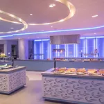 Vassos Nissi & Szálloda 4*