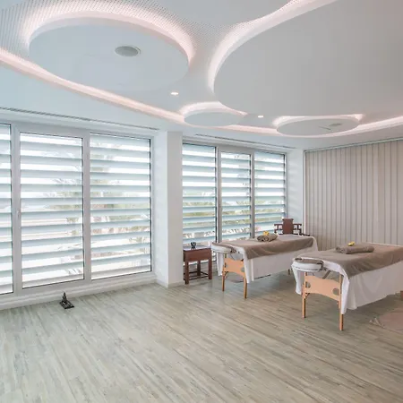 Hotel Vassos Nissi & 4*