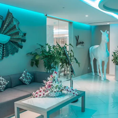 Vassos Nissi & Hotell