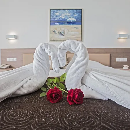 Vassos Nissi & Hotell