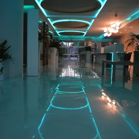 Hotell Vassos Nissi & 4*