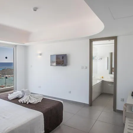 Otel Vassos Nissi & 4*