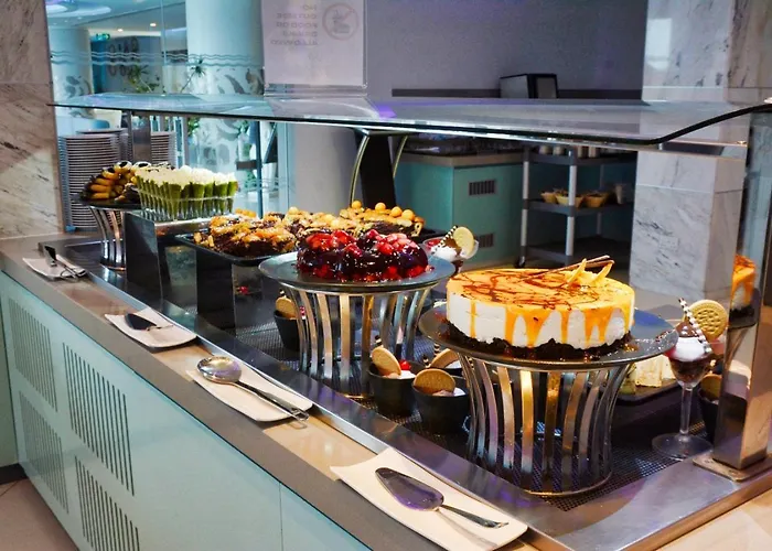 Vassos Nissi & Hotel 4*