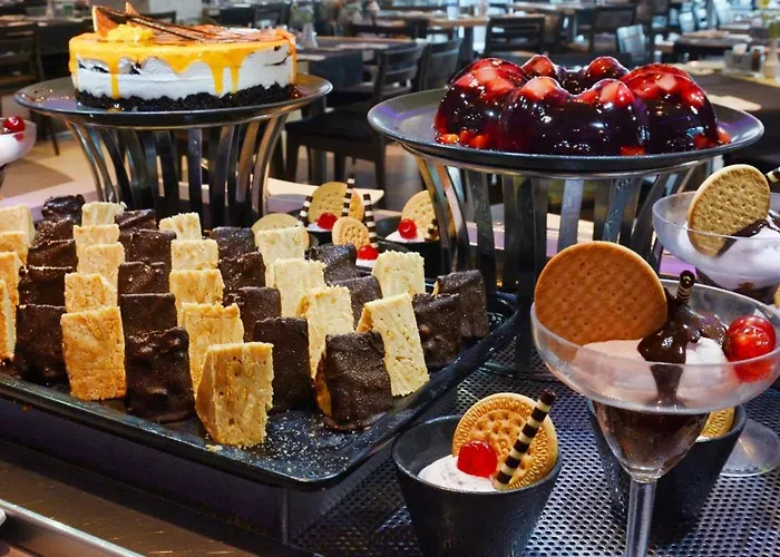 Vassos Nissi & Hotel 4*