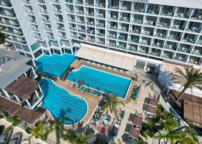 Vassos Nissi & 4* Ayia Napa