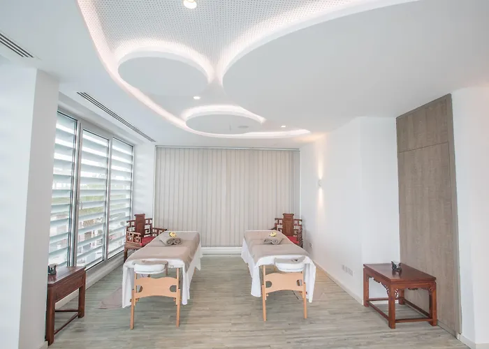 Vassos Nissi & Ayia Napa