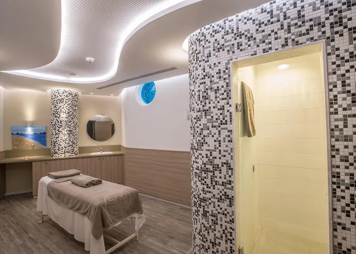 Vassos Nissi & Ayia Napa