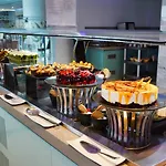 Vassos Nissi & Hotel 4*