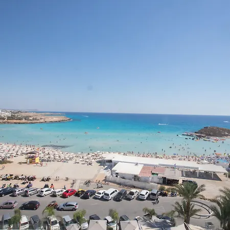 Vassos Nissi & 4* Agia Napa